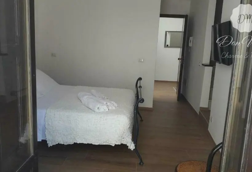 اتاق لوکس با بالکن, Donmattè Charme & Rooms