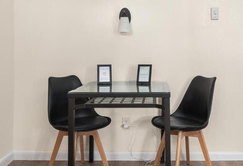 带1个卧室的豪华公寓, The Beverly