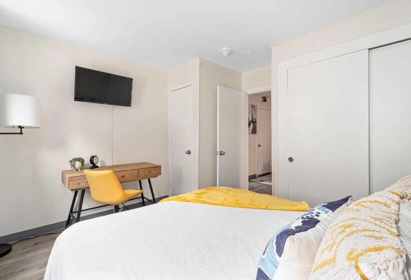 디럭스 스위트, The Beverly