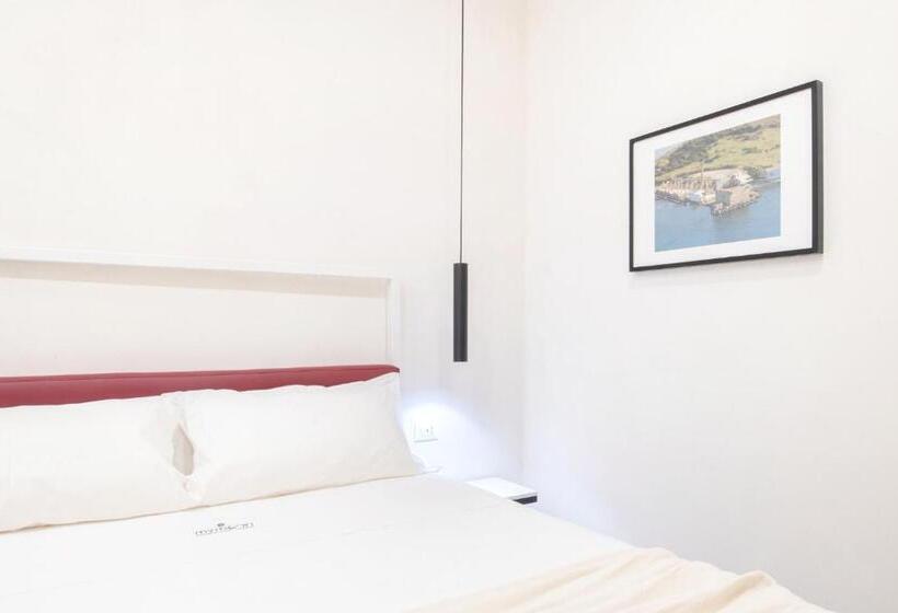 חדר סטנדרט, Mymoon Neas