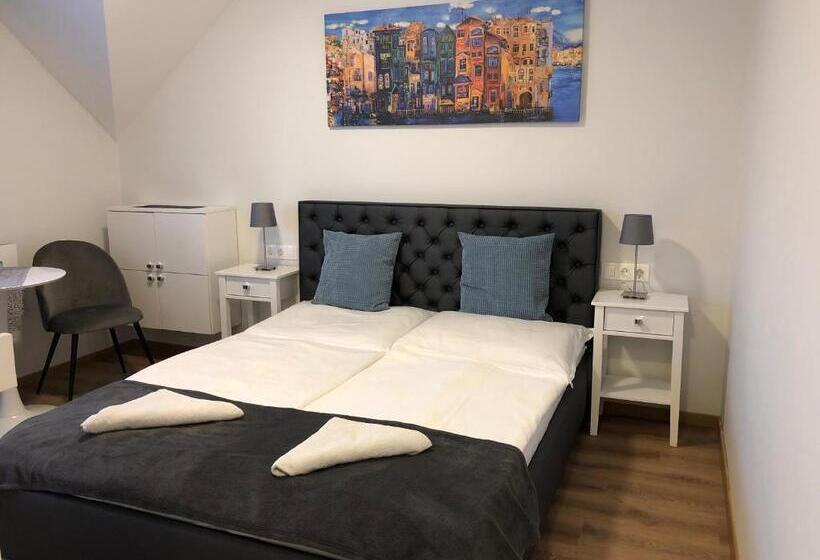 חדר דלוקס צדדי נוף לים, Tóranéző Ház