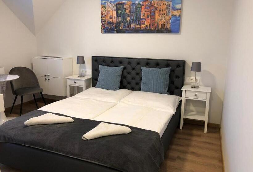 חדר דלוקס צדדי נוף לים, Tóranéző Ház