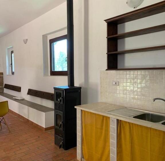 شقة غرفة واحدة, Agriturismo Diffuso Monte Oliveto Maggiore