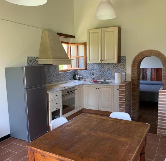 جناح, Agriturismo Diffuso Monte Oliveto Maggiore