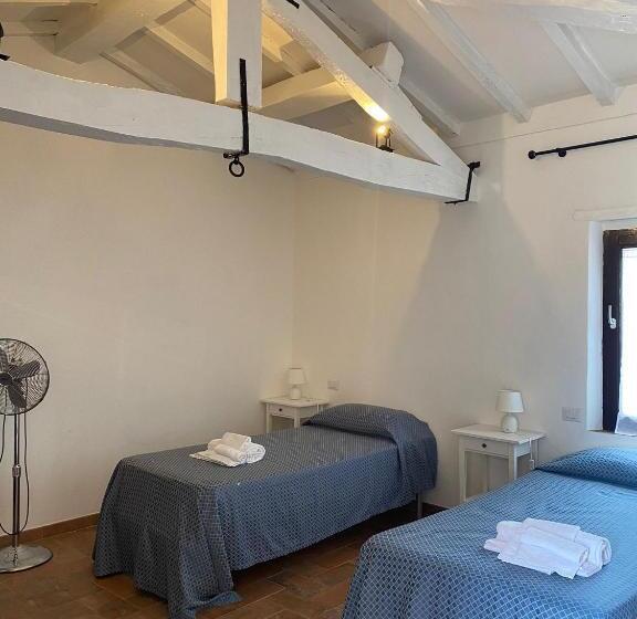 غرفة قياسية رباعية, Agriturismo Diffuso Monte Oliveto Maggiore