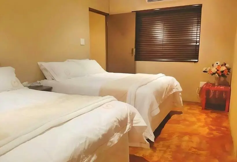 آپارتمان 1 خوابه, Durban Inn