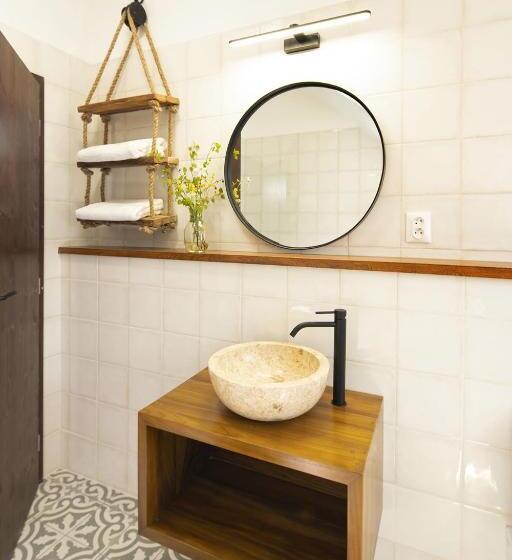 家庭套房, Dvůr Lískový Vrch