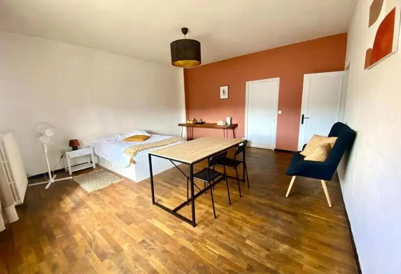 デラックスファミリールーム, Villa Hyper Centre Le Blanc Type Hotel Entrée Autonome
