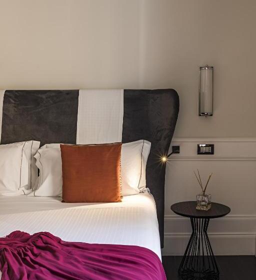 חדר אקזקיוטיב, Palazzo Navona