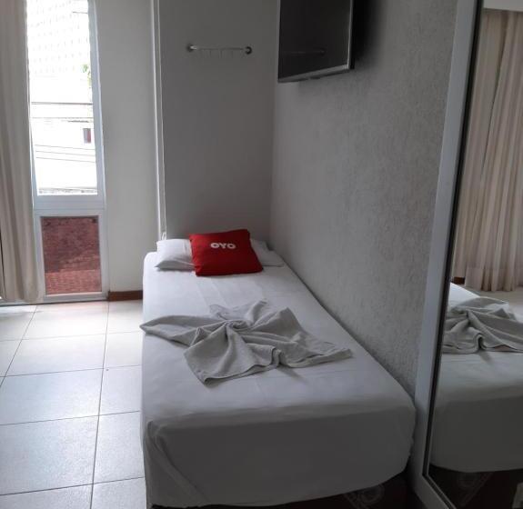 חדר סטנדרט לשלושה, Santiago