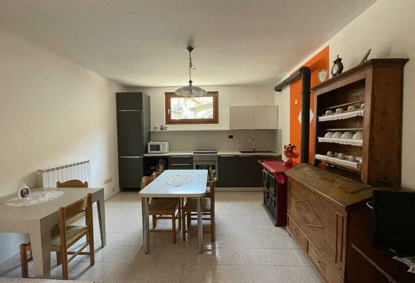 스탠다드 룸 공동 욕실, B&b Da Laura