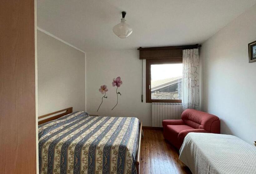 스탠다드 룸 공동 욕실, B&b Da Laura