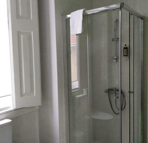 标准间, Casa Archie