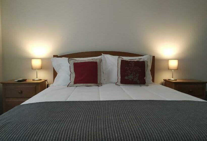 标准间, Casa Archie