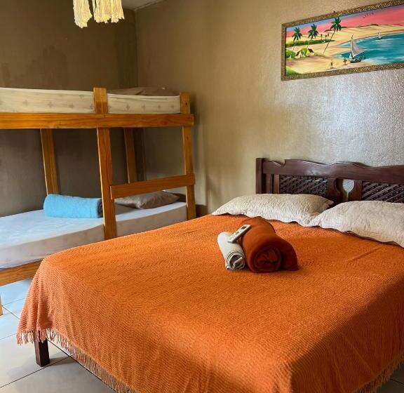 Quarto Quádruplo Estandar, Canoa Roots Camping