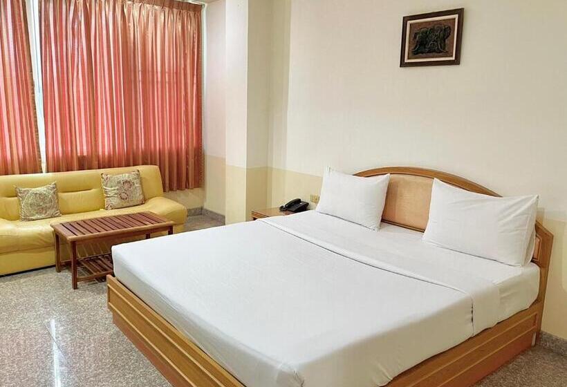 Номер Deluxe, โรงแรมเอสซีเรสซิเดนซ์ มุกดาหาร