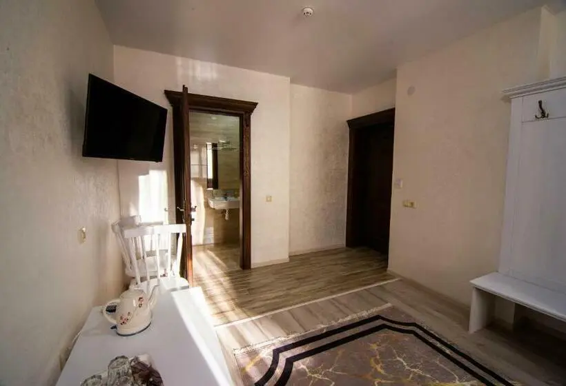 سوئیت جونیور خانوادگی, Premium Hotel & Spa