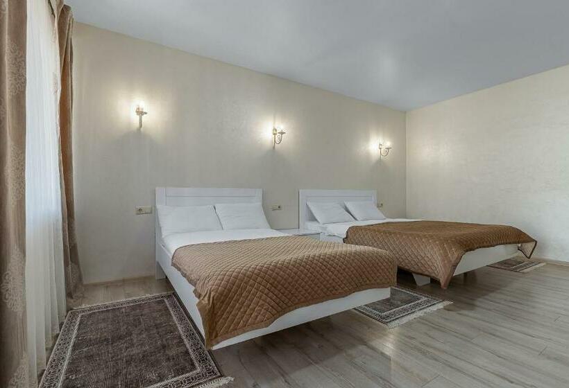 家庭小型套房, Premium Hotel & Spa