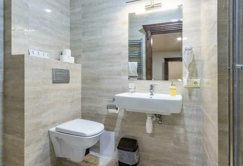 سوییت, Premium Hotel & Spa