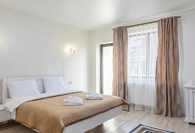 스탠다드 트리플 룸, Premium Hotel & Spa