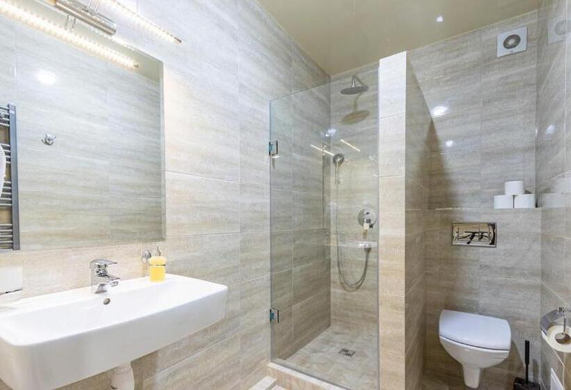 اتاق استاندارد, Premium Hotel & Spa