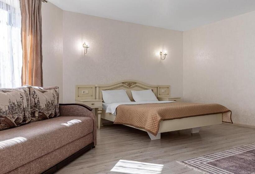 4인용 스탠다드 룸, Premium Hotel & Spa