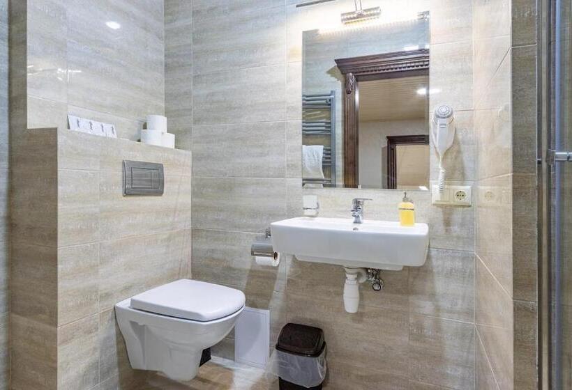 سوئیت پنت هاوس, Premium Hotel & Spa