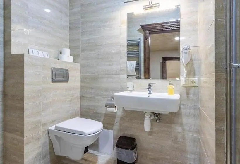 سوئیت پنت هاوس, Premium Hotel & Spa