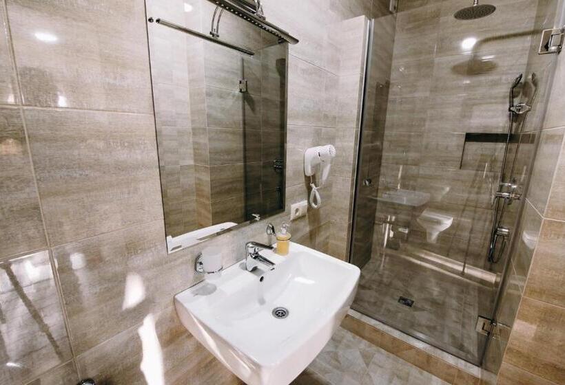 阁楼套房, Premium Hotel & Spa