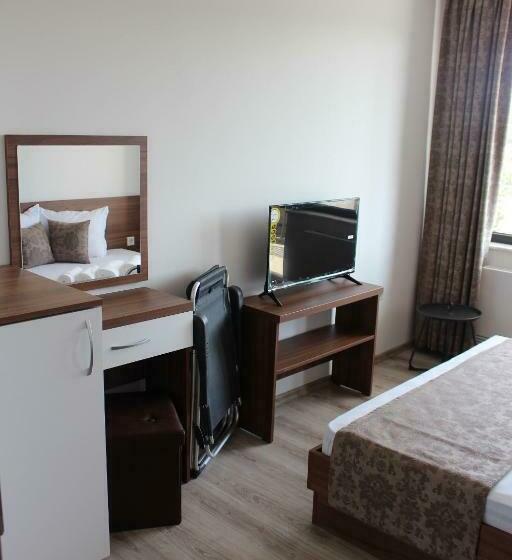 Chambre Deluxe, Weißer Schwan белият лебед