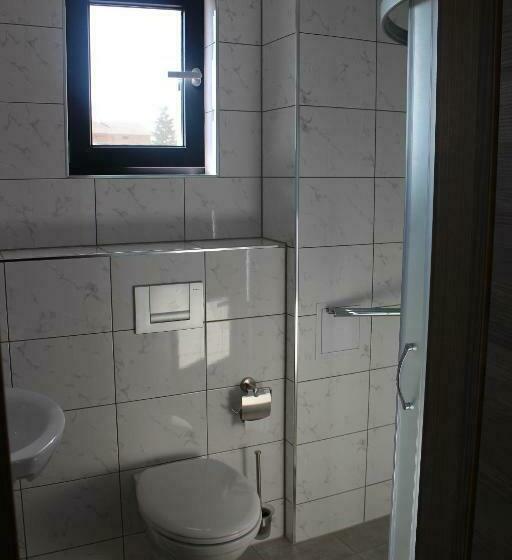 Chambre Standard, Weißer Schwan белият лебед