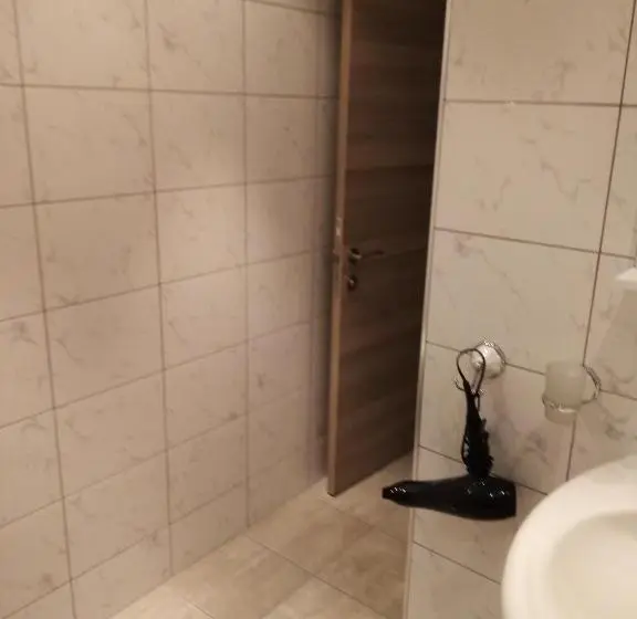 Deluxe Suite Sea View, Weißer Schwan белият лебед