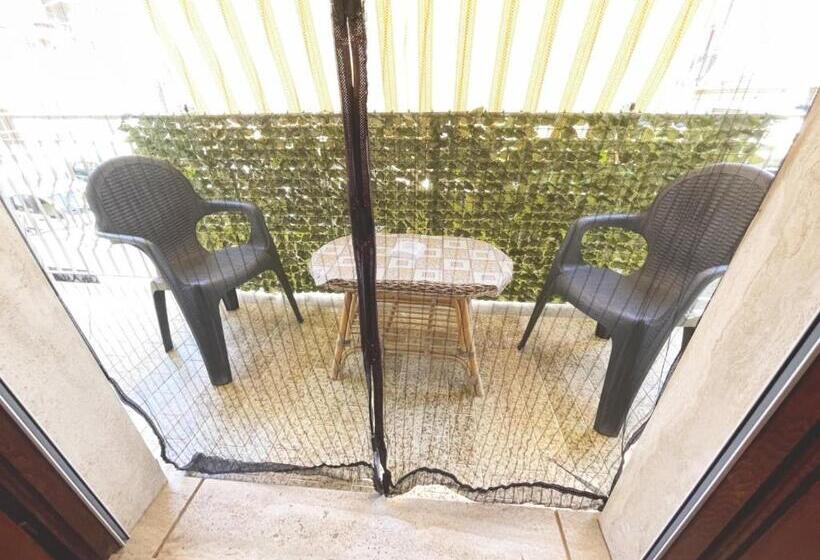 标准三人间, B&b L Approdo