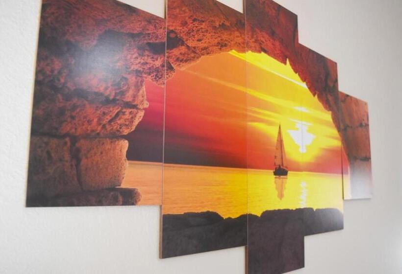 标准三人间, B&b L Approdo