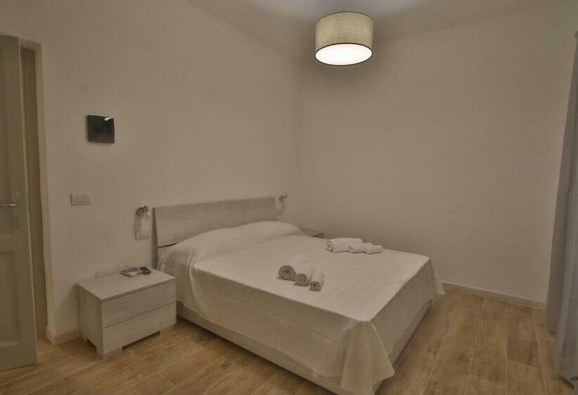 اتاق استاندارد با تخت بزرگ, Les Chambres Au Centre