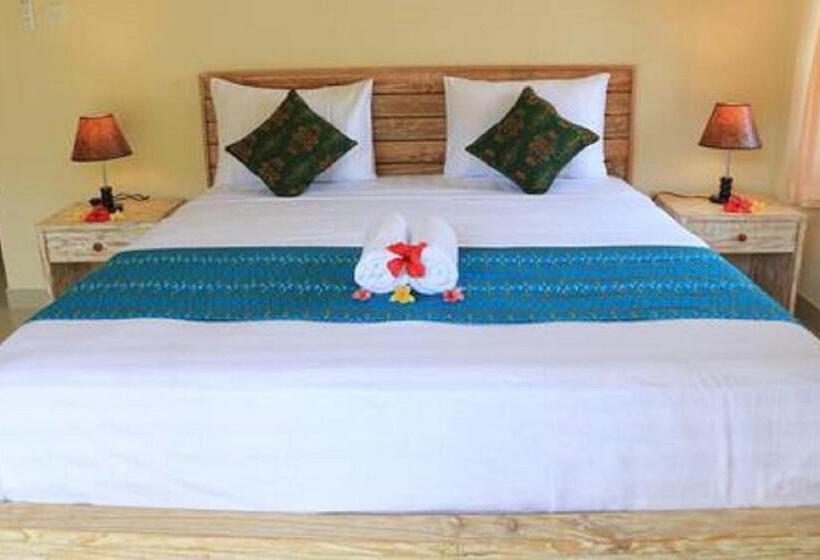 דירת שני חדרים, Jaya Villa