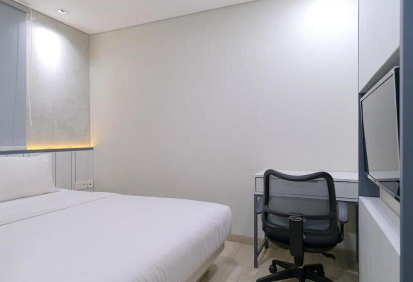 Superior Rum, Legreen Suite Semanggi