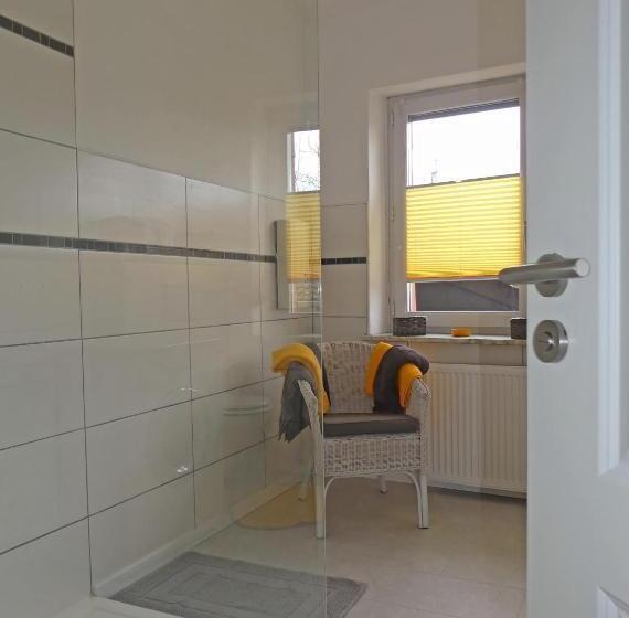 غرفة قياسية فردية حمام مشترك, Margaretes Gästehaus Am Rheinsteig Wanderer Radfahrer Familien Business Reisende Wlan Gratis