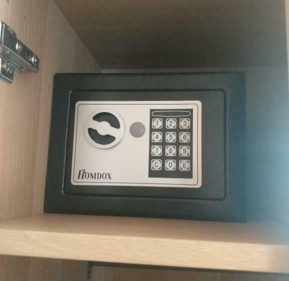 デラックスルーム, B&b Acquamarina