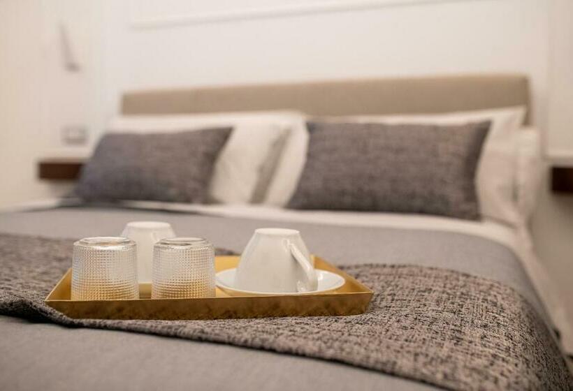 اتاق استاندارد با بالکن, Fagì Rooms In Naples