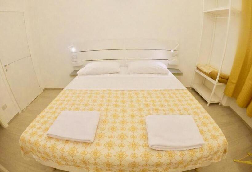 스탠다드 룸, Central Savona B&b