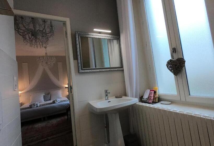 חדר סטנדרט לשלושה, Le 31 B&b Amboise Centre