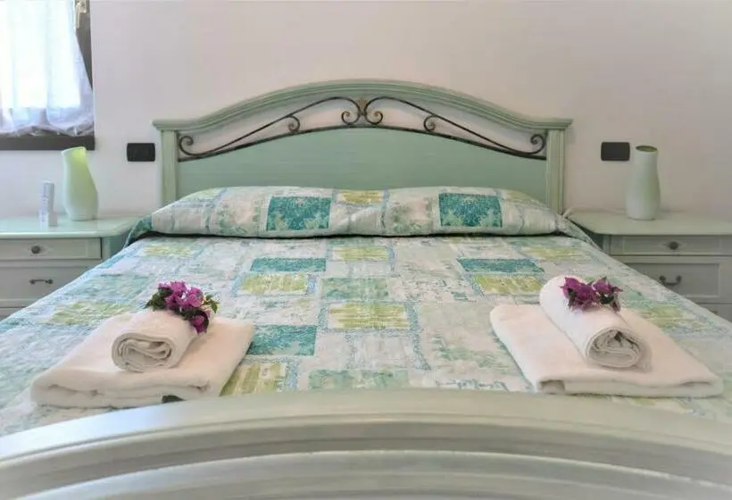 スタンダードルーム, B&b Villa Apuana