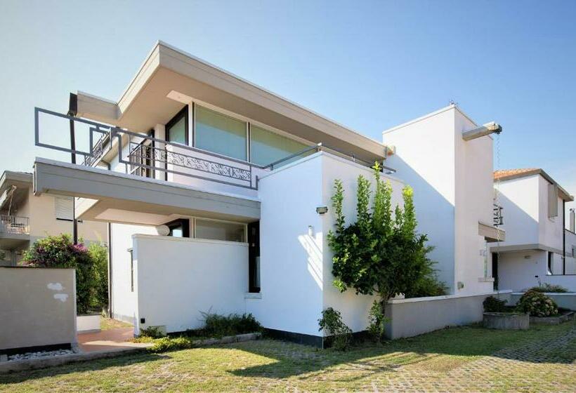 اتاق استاندارد, B&b Villa Apuana