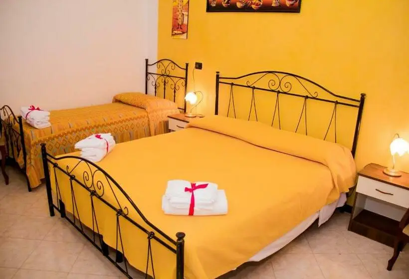 Chambre Triple Standard, Dafne B&b