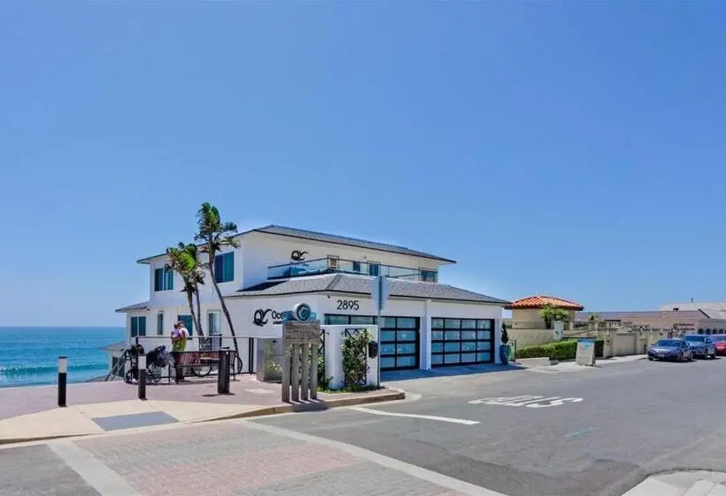 Villa 2 Makuuhuonetta, Ocean Villas Beach Front