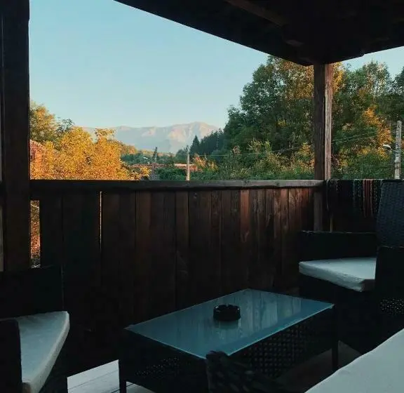 Deluxe-huone, карамановите къщи