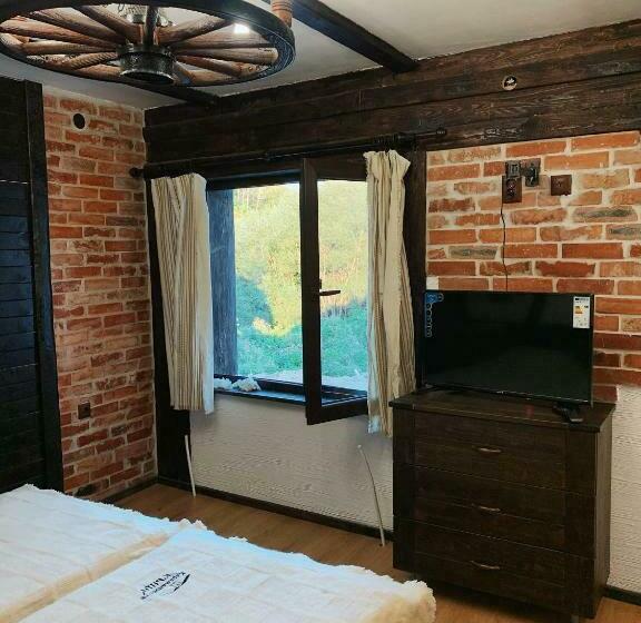 Номер Deluxe, карамановите къщи