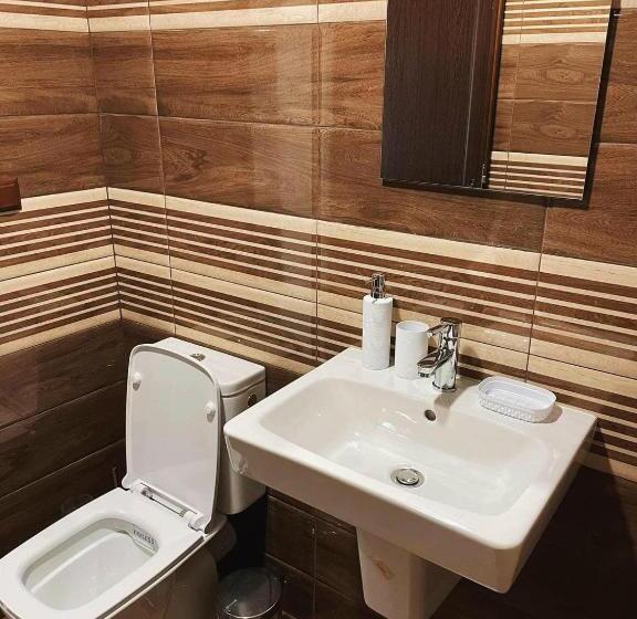 Номер Deluxe, карамановите къщи