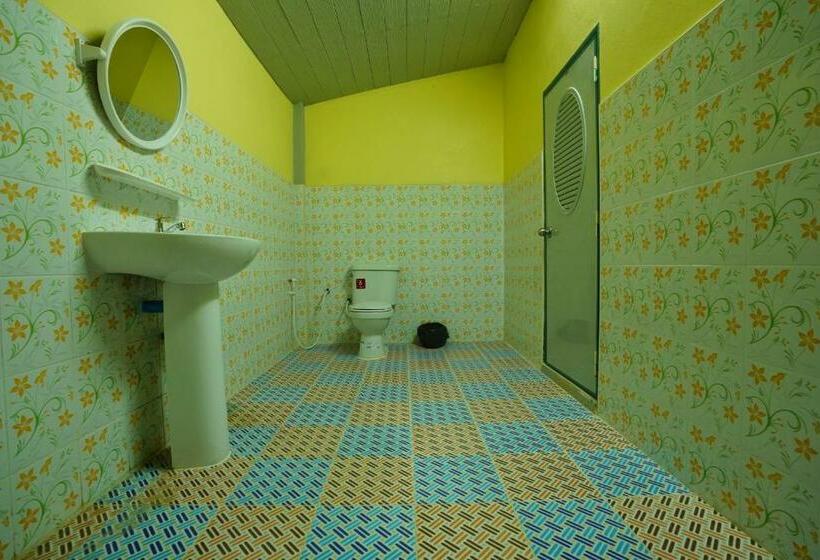 Quarto Deluxe, ฮูกโฮม